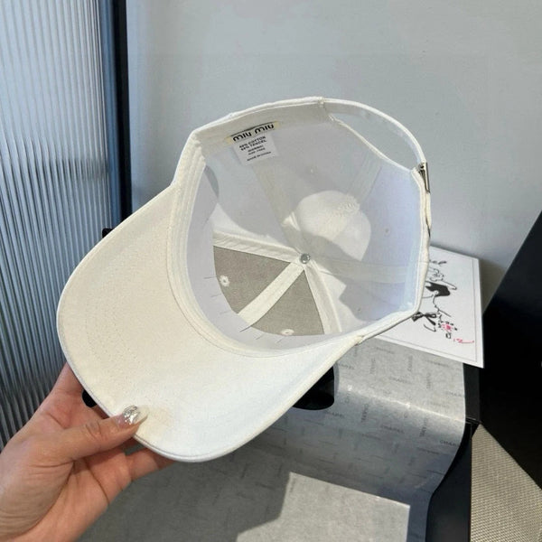 MM BASEBALL CAP IN WHITE FABRIC WITH LARGE BLACK BOW