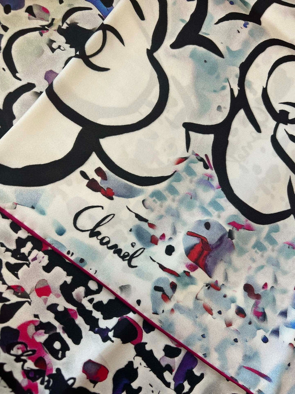 CHANEL 25S SCARF 90 IN SILK TWILL 700816