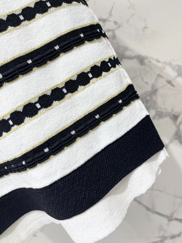 CHANEL 25S CARDIGAN À MANCHES COURTES STYLE 106