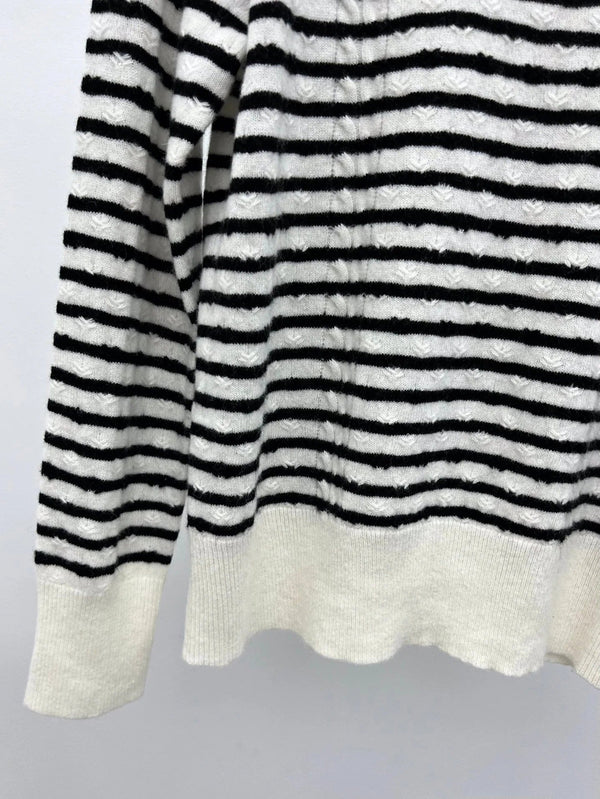 CHANEL PULL 25S STYLE 166