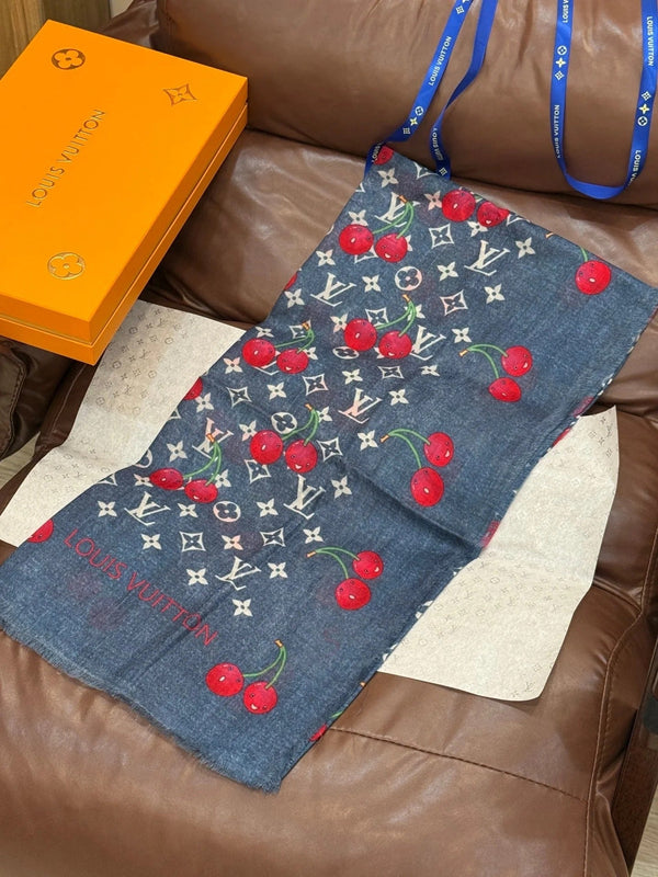 LV SCARF 140 CM IN CASHMERE 721492