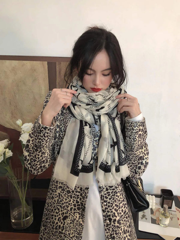 LV SCARF 200 CM IN CASHMERE 738535