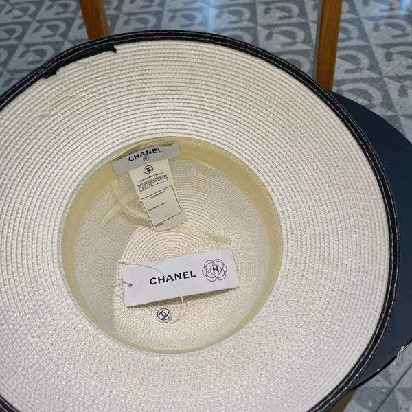 STRAW CLOCHE HAT WHITE 672755