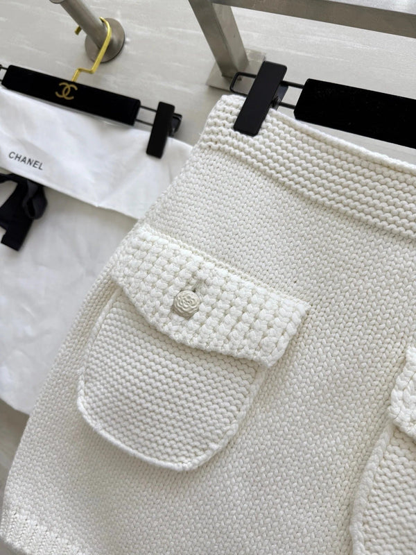 CHANEL JUPE COURTE 25S STYLE 239