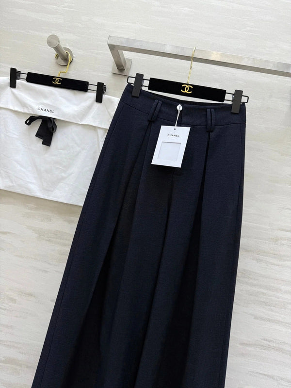 CHANEL 25S PANTALON DROIT AMPLE 636