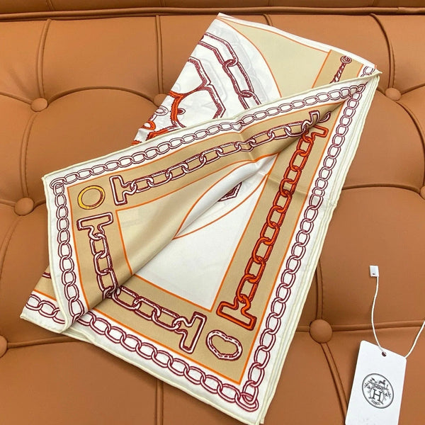 HERMES 25S SCARF 90 IN SILK 703666