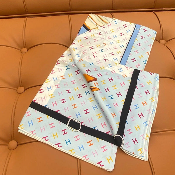 HERMES 25S SCARF 90 IN SILK 703681