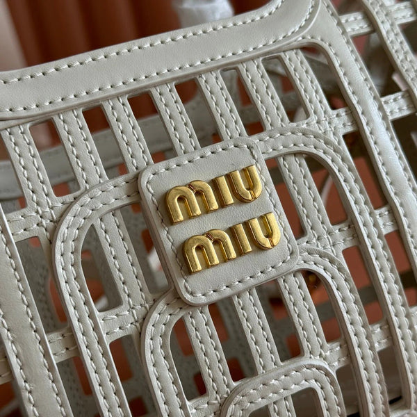 WOVEN HOLLOW BAG 24 IN WHITE CALFSKIN