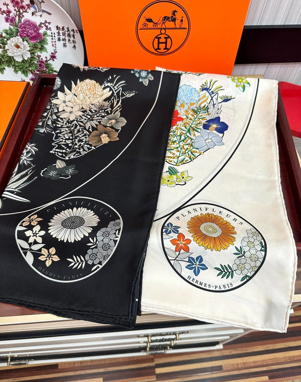 HERMES 25S SCIARPA 90 IN SETA 735731