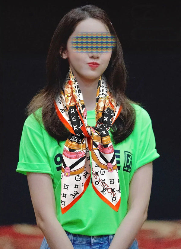 LV SCARF 90 CM IN SILK 738451