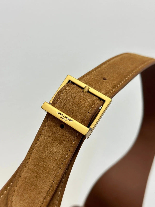 LE 5 À 7 SOUPLE PETIT 22 EN DAIM MARRON CARAMEL