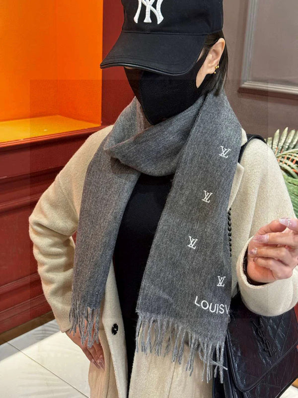 LV SCARF 180 CM IN CASHMERE 730576