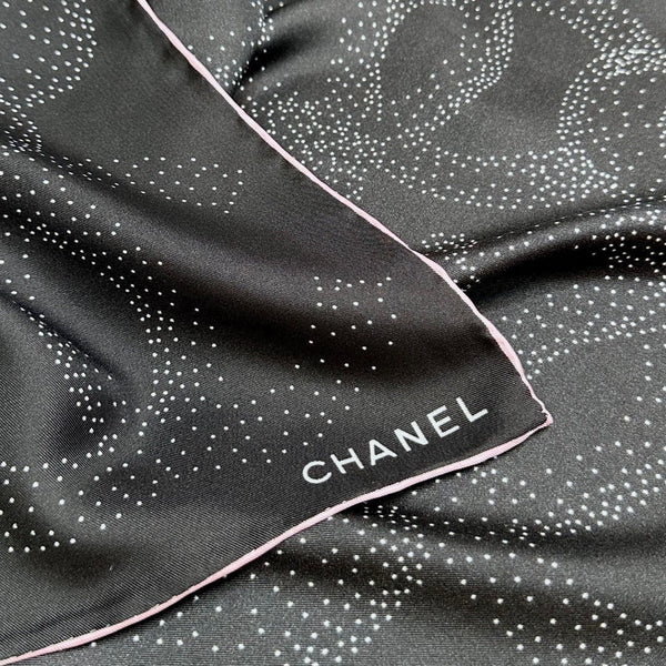 CHANEL 25S SCARF 90 IN SILK 730643