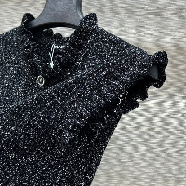 HAUT SANS MANCHES CHANEL STYLE 74