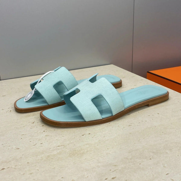 HM 26ss Sandales Oran en Cuir de Veau Bleu Ciel Clair 607233