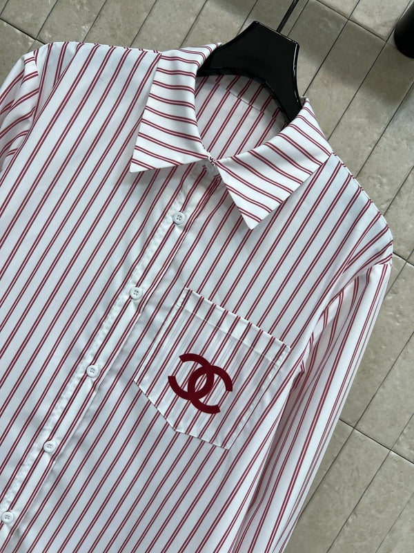 Chemise rayée brodée logo Chanel 2026 en coton rose et noir 355062