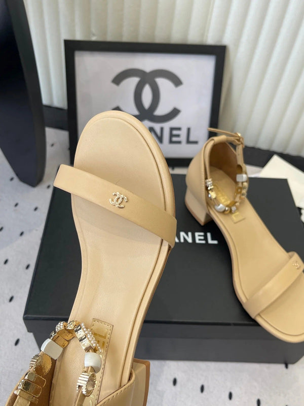 CC 26s Sandales 35 Cuir ovin beige 650103