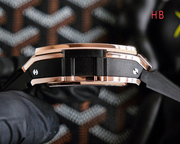 Montre Hublot Spirit of Big Bang Or Rose 42 mm Bracelet Noir
