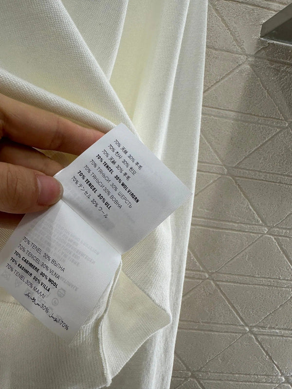 MIUMIU LONG-SLEEVE SWEATER STYLE 98