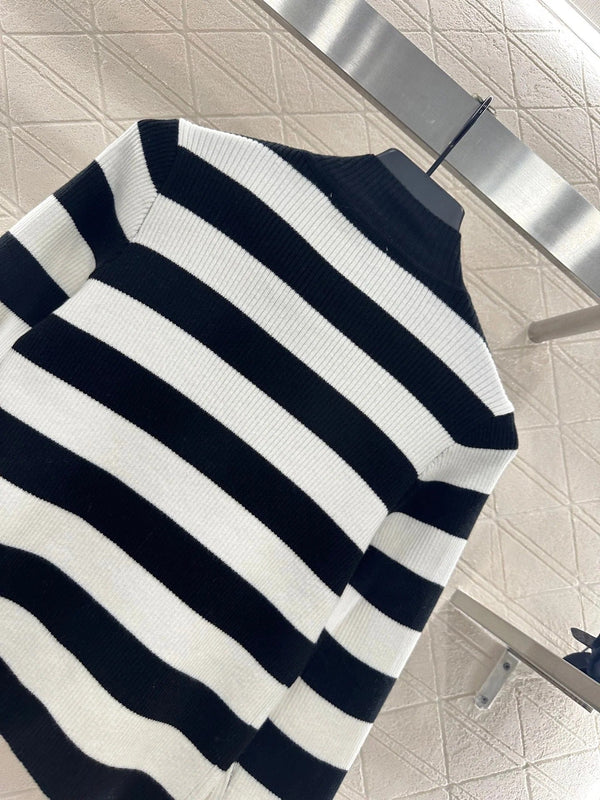 MIUMIU ZIP-UP KNIT TOP STYLE 21