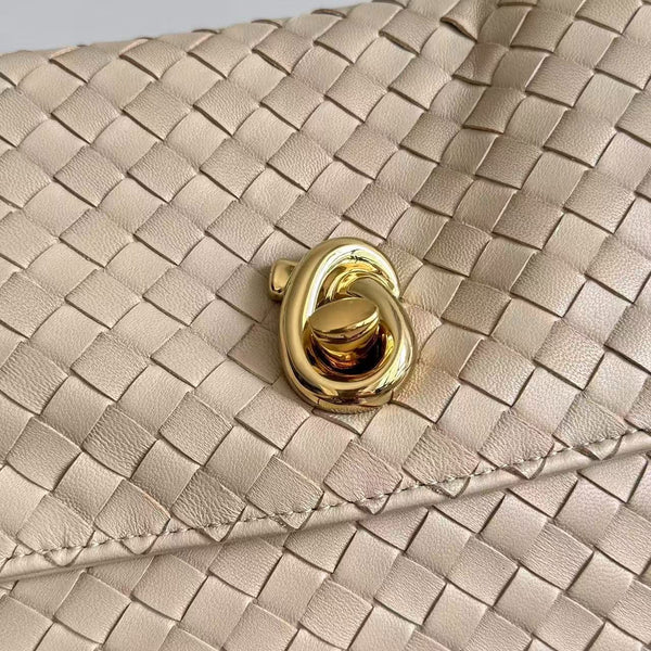BV 2026 Madison Intrecciato Bag 27cm Beige Leather