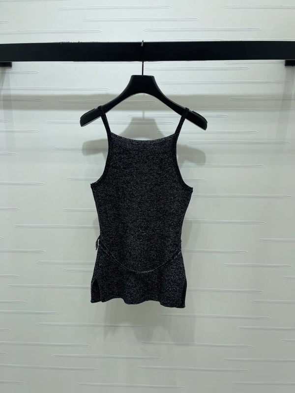 Miumiu 2026 Top en maille avec détails en cristal et taille ceinturée en laine