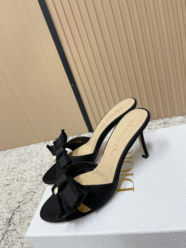 CD 26s Mocassins à talons hauts 75 Noir Beige Toile Cuir 643490