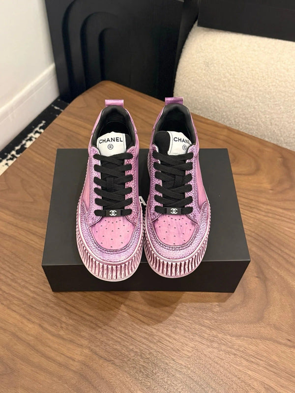 CC 26s Baskets décontractées en cuir violet clair 183614