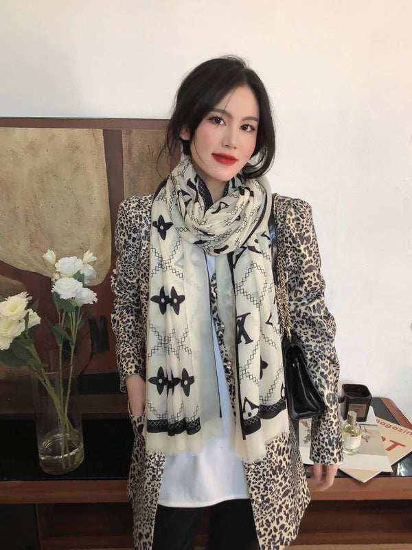 LV SCARF 200 CM IN CASHMERE 738535