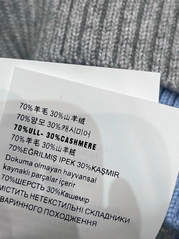 MIUMIU SWEATER STYLE 644