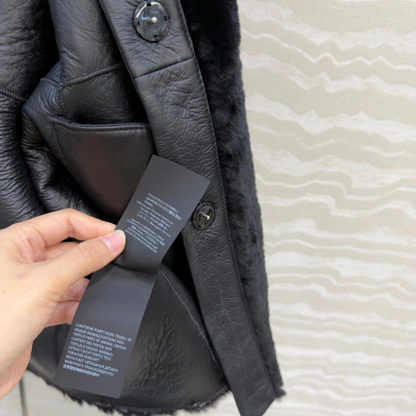 MANTEAU EN PEAU DE MOUTON MAX MARA 25S 004