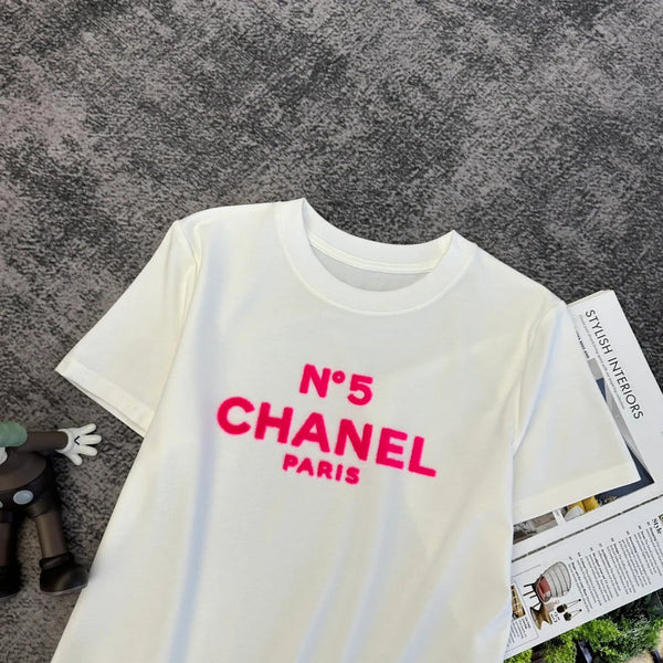 Chanel 2026 T-shirt Rose Lettre T Blanc Noir Coton 359108