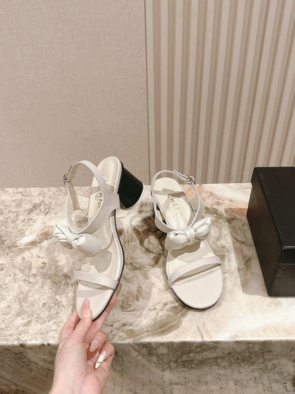 Sandales à nœud CC 26s 55 Cuir de vachette blanc 658465