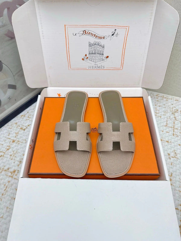 HM 26ss Sandales Oran Beige Vert Olive Cuir de Vachette 625039