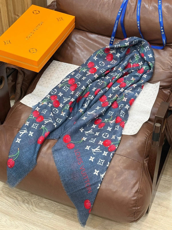 LV SCARF 140 CM IN CASHMERE 721492