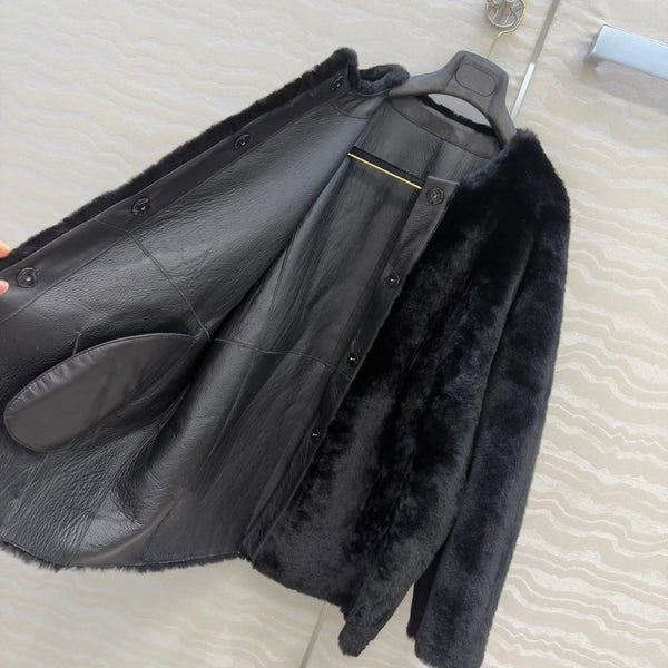 MANTEAU EN PEAU DE MOUTON MAX MARA 25S 004