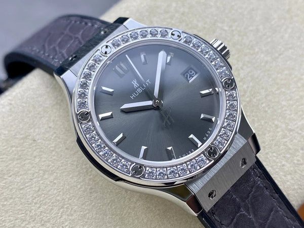 Hublot Classic Fusion Titanium Diamonds 33mm Watch Grey Leather Strap