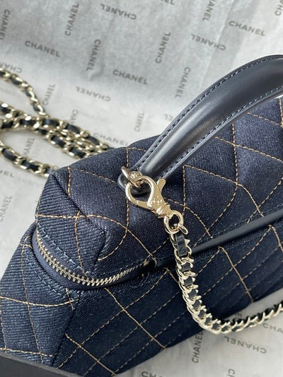 Chanel 2026 Vanity Bag 19.5cm Blue Denim Leather