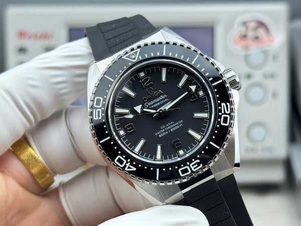 Omega Seamaster Planet Ocean 600M 42mm Steel Black Dial Rubber Strap