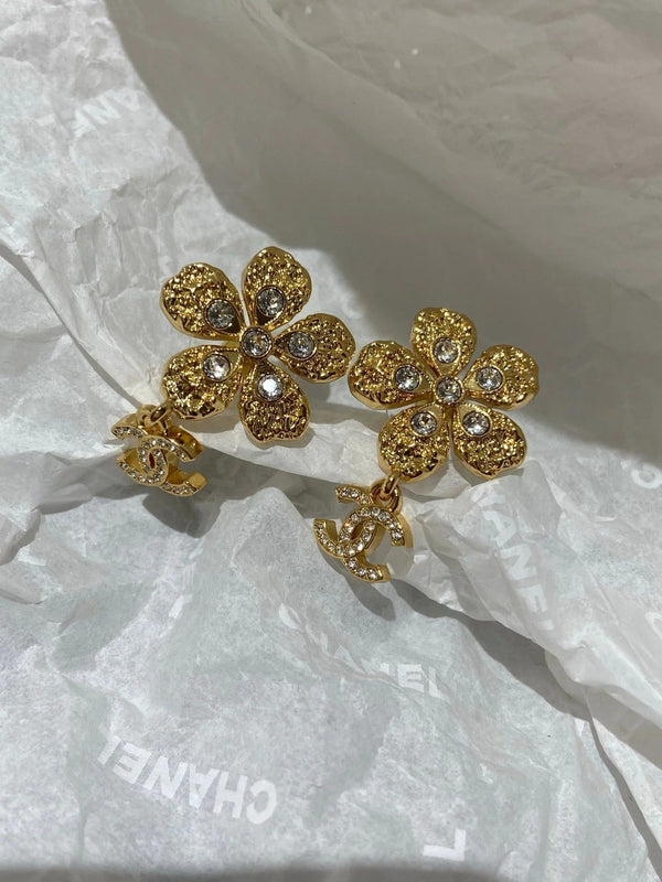 CC Vintage Flower Gold Diamond Earrings