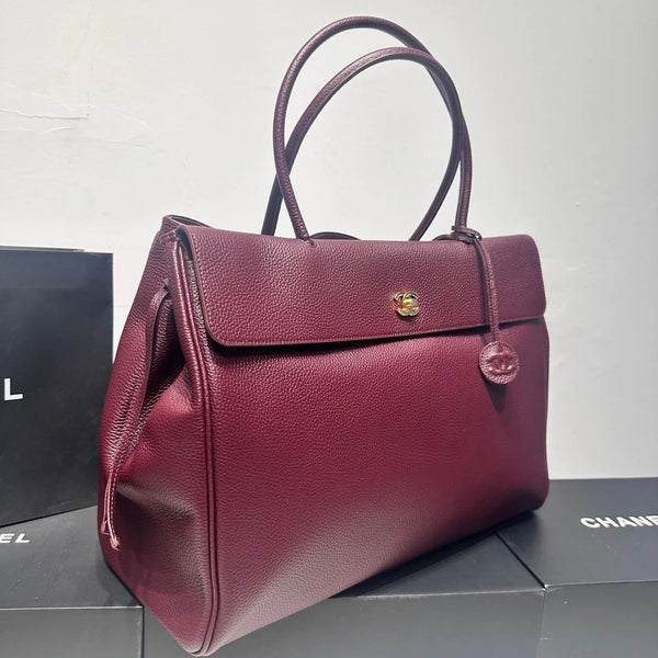 CC 2026 Large Shopping Bag 43cm Burgundy Grained Calfskin 363704