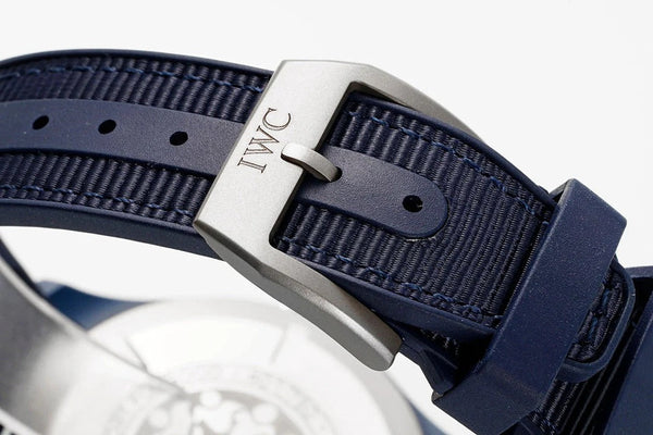IWC Pilote 41 mm Cadran Bleu Bracelet en Caoutchouc Bleu Marine