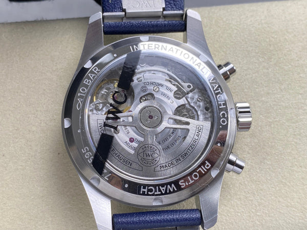 IWC Chronographe d'Aviateur 41 Cadran Bleu Boîtier Acier Bracelet Cuir