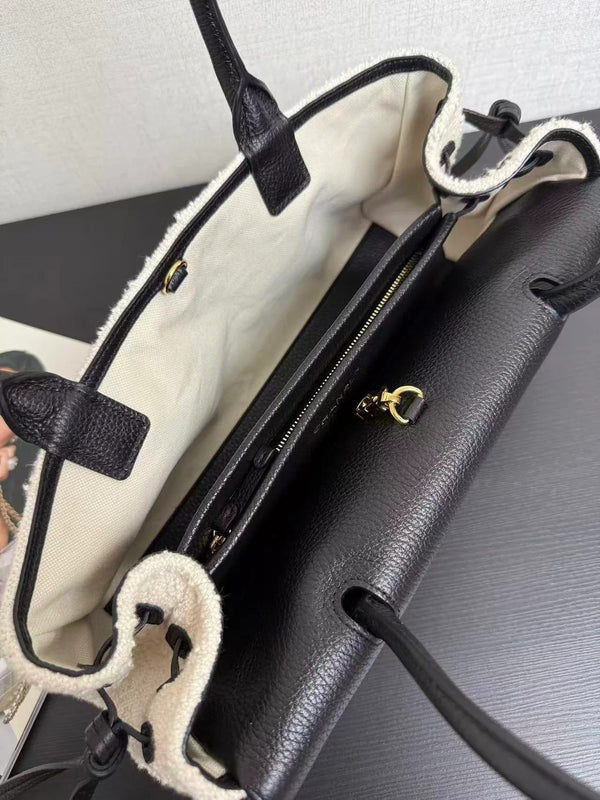CC 2026 "Urban Essential" East West Bag 31cm Black Cream Tweed Calfskin