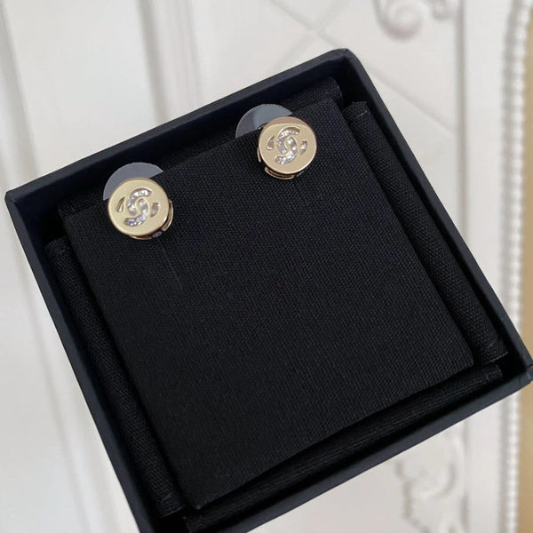 Boucles d'oreilles CC petites or diamant strass