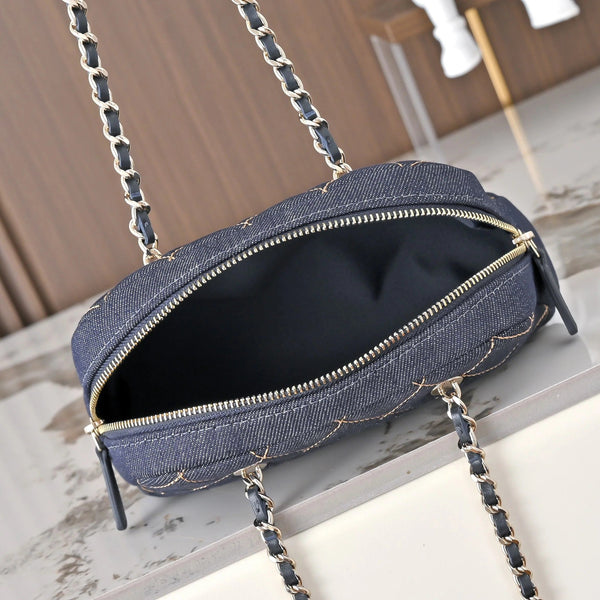 Sac à main CC 2026 en chaîne 19,5 cm, denim bleu et cuir 140656