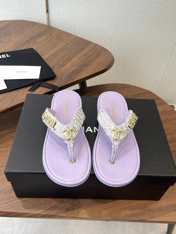 CC 2026 Thong Sandal Tweed Gold Logo Details 790366