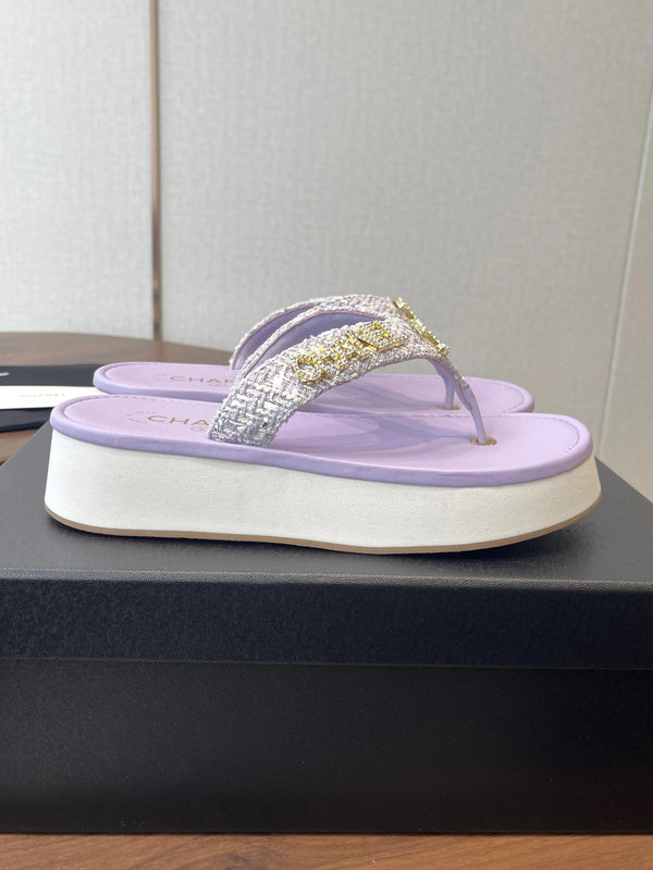 CC 2026 Thong Sandal Platform Tweed Gold Logo Details 790372
