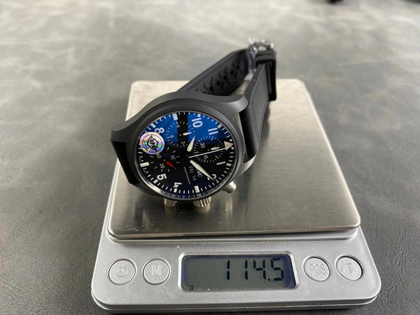 IWC Chronographe d'Aviateur 42 Cadran Noir Boîtier Noir Bracelet Caoutchouc