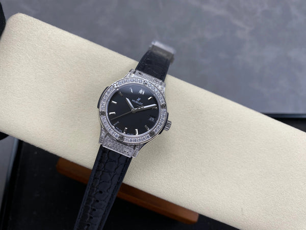 Hublot Classic Fusion 33mm Watch Black Dial And Black Leather Strap